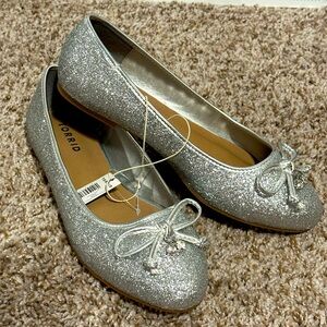 Torrid sparkle flats